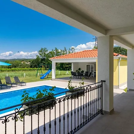 Mario With Private Heated Saltwater Pool Villa Krsan