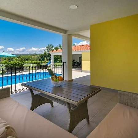 Mario With Private Heated Saltwater Pool *