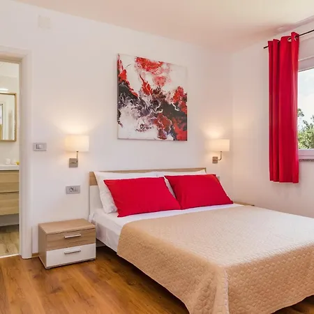 Вилла Mario With Private Heated Saltwater Pool *