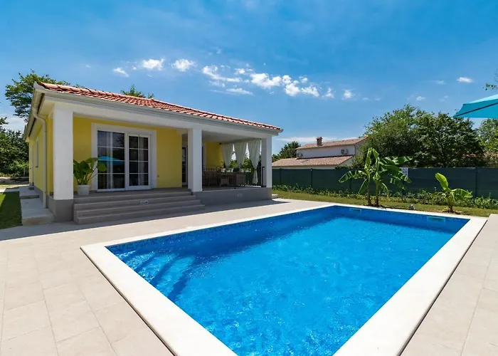 Willa Mario With Private Heated Saltwater Pool