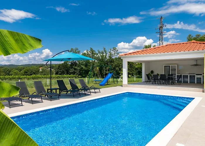 Mario With Private Heated Saltwater Pool * Kršan